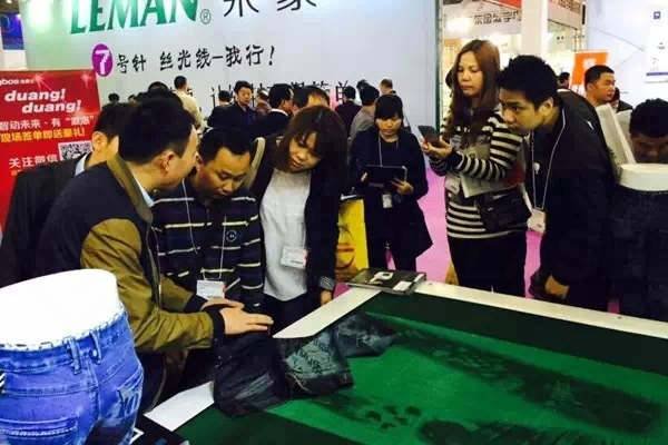 denim jeans laser engraving scisma2015