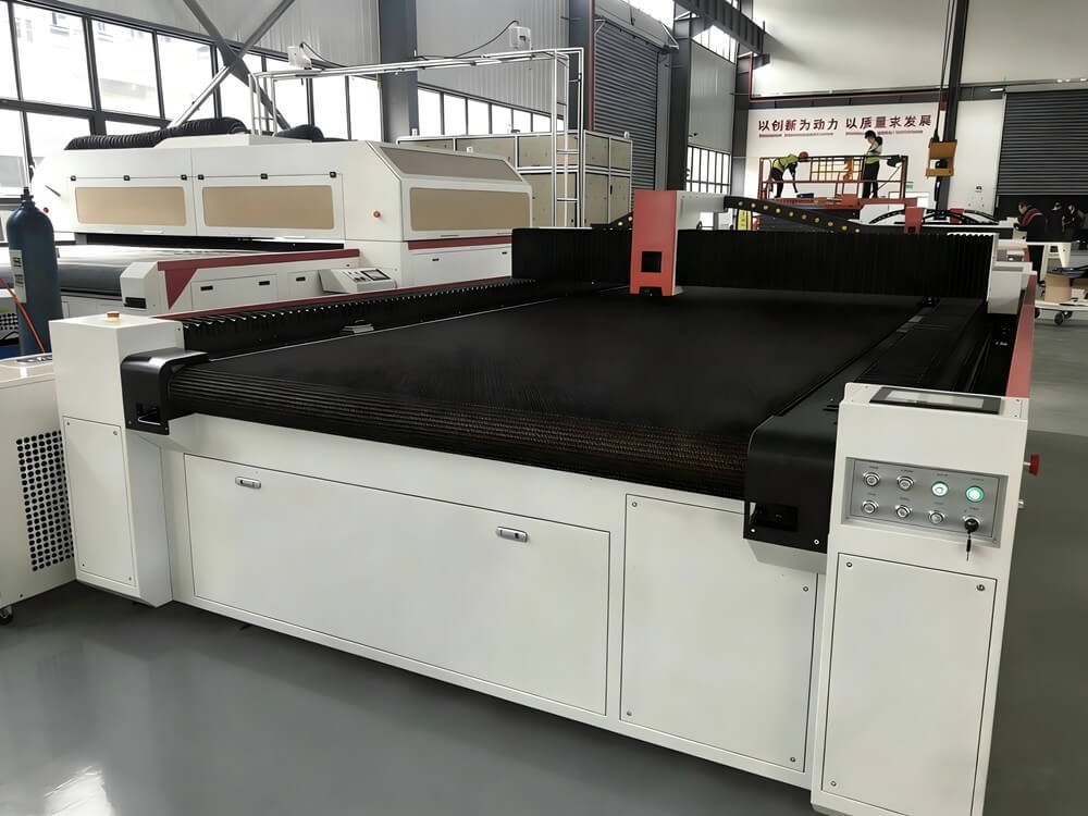 large format co2 flatbed laser cutting machine goldenlaser factory