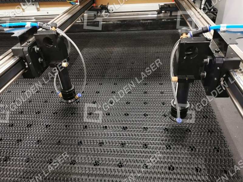 two laser heads